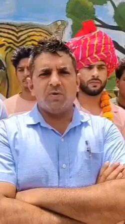 अलवर: सरिस्का बाघ बफर जोन में बाघिन ST 19 के 4 शावक दिखे, कर्मचारियों में खुशी की लहर, ट्रैकर का शाफ़ा बांधकर किया सम्मान