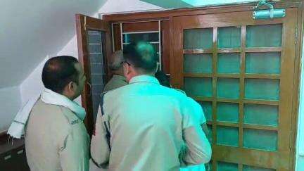 मंदसौर: गोल चौराहा स्थित एक घर में हुई चोरी, मौक़े पर पहुंची पुलिस ने शुरू की जांच