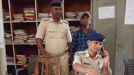डोभी: चकला पर से कोर्ट के एक मामले में पुलिस ने एक वारंटी को गिरफ्तार कर भेजा कोर्ट