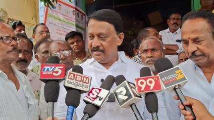 రెడ్ బుక్‌లో వైసీపీ శ్రీశైలం మాజీ ఎమ్మెల్యే శిల్పా చక్రపాణి రెడ్డి పేరుందని ఆరోపించిన ఎమ్మెల్యే బుడ్డా రాజశేఖర్ రెడ్డి