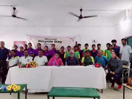 सूरजपुर: खेलो इंडिया सेंटर हर्राटीकरा में फिट इंडिया के तहत साइकिल रैली का आयोजन किया गया