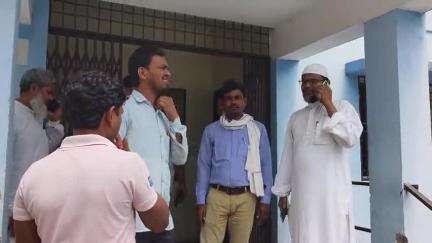 कटिहार: फुलवरिया चौक के पास अज्ञात वाहन की टक्कर से बाइक सवार की मौत, एक घायल