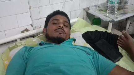 তুফানগঞ্জ ১: সন্তোষপুর এলাকায় ছাগলকে বাঁচাতে মোটর সাইকেল দুর্ঘটনা,আহত একজন