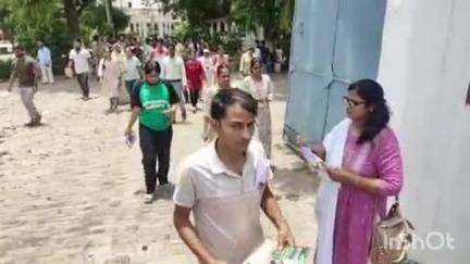 फर्रुखाबाद: जनपद में प्रथम पाली की बीएड प्रवेश परीक्षा सकुशल संपन्न, 1113 अभ्यर्थी 3 सेंटरों पर थे पंजीकृत