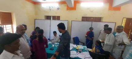 ಹನೂರು: ಪಟ್ಟಣದಲ್ಲಿ ಉಚಿತ ಕಣ್ಣಿನ ತಪಾಸಣೆ ಶಿಬಿರ, 200ಕ್ಕೂ ಹೆಚ್ಚು ಜನರು ಭಾಗಿ