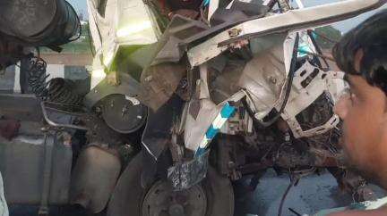 शाहजहांपुर: बस और ट्रक की टक्कर में मृतक युवक के बहनोई ने थाना रोजा में दी तहरीर, पुलिस ने FIR दर्ज की