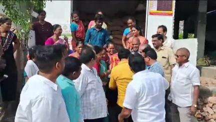పేదల సేవలో కూటమి ప్రభుత్వం కాకినాడ రూరల్ మాజీ ఎమ్మెల్యే పిల్లి దంపతులు