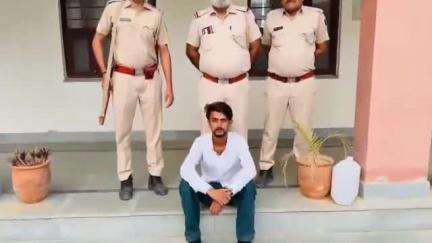 हनुमानगढ़: सदर पुलिस ने एक तस्कर के कब्जे से 4 किलो 34 ग्राम डोडा पोस्त व 91 ग्राम अफीम की बरामद