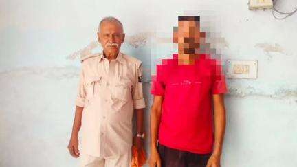 बेलागंज: बेलागंज पुलिस ने शराब पीकर हंगामा करने के आरोप में एक व्यक्ति को किया गिरफ्तार
