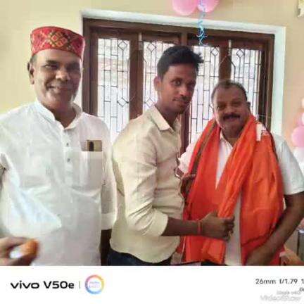 दावथ: दिनारा विधानसभा के पूर्व प्रत्याशी राजेंद्र सिंह के भाजपा प्रदेश उपाध्यक्ष तीसरी बार मनोनीत होने पर कार्यकर्ताओं ने बधाई दी