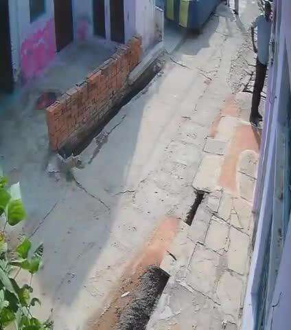 रौन: लहार के बुद्धपुरा आदिलसपुरा में पैसे के लेन-देन के विवाद में मारपीट, वीडियो वायरल