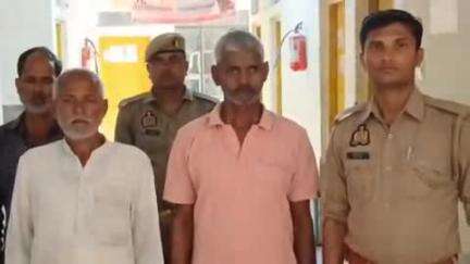 आंवला: आंवला में नशीले पदार्थ की तस्करी के मामले में 42 किलो डोंडा के साथ तीन तस्कर गिरफ्तार, टेंपो किया गया जब्त