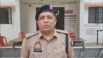 मिर्ज़ापुर: थाना चील में प्रेम प्रसंग के मामले में गोली चलने की बात पर पुलिस अधीक्षक नगर का आया बयान