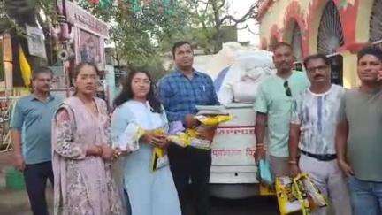 छिंदवाड़ा नगर: गुरैया रोड पर पर्यावरण विभाग और नगर निगम की टीम ने दुकानों से 150 किलो पॉलिथीन ज़ब्त की