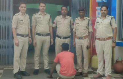 डिंडौरी: कोतवाली पुलिस ने पिता की हत्या के आरोपी बेटे को किया गिरफ्तार