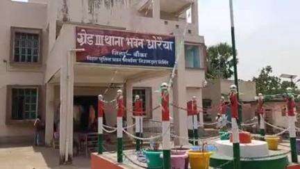 धोरैया: धोरैया पुलिस ने चोरी की तीन बाइक के साथ चार लोगों को किया गिरफ्तार, एक नाबालिग भी पकड़ा गया