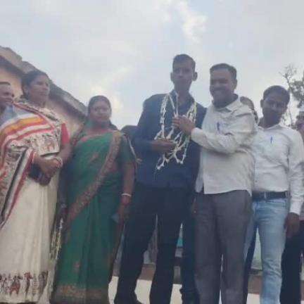 बरकागाँव: कांडतरी वन समिति का गठन, तुलेश्वर महतो बने अध्यक्ष