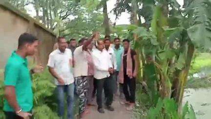 কোচবিহার ১: সংসদ সভা না হওয়ার কারণে সুটকাবাড়ি অঞ্চলে আবাস যোজনার ঘর পাওয়ার ক্ষেত্রে সমস্যা হয়েছে, জানালেন তৃণমূলের জেলা সভাপতি