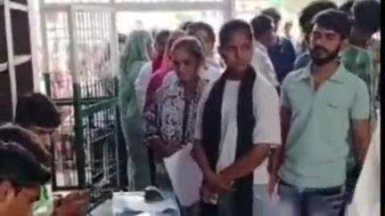 करौली: जिले में निर्धारित 25 परीक्षा केन्द्रों पर प्री डीएलएड परीक्षा 2 पारीयों में कड़ी निगरानी में शांतिपूर्ण संपन्न