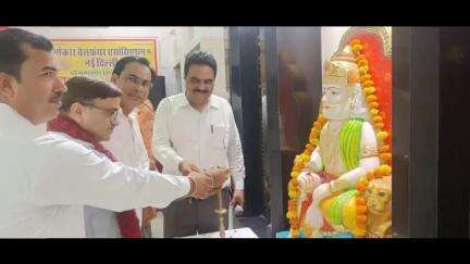 जवाहर नगर सोनी धर्मशाला में निशुल्क स्वास्थ्य परामर्श, रोजगार और पेंशन योजना रजिस्ट्रेशन कैंप का आयोजन हुआ