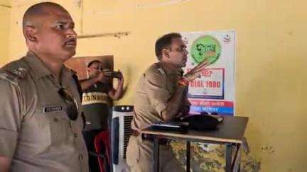रूड़की: धनोरी पुलिस चौकी में बकरा ईद के त्यौहार को लेकर पुलिस ने की बैठक, ग्रामीणों से सहयोग की अपील की