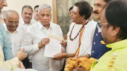 ಬೀದರ್: ಬಸವಕಲ್ಯಾಣಕ್ಕೆ ರೈಲ್ವೇ ಸಂಪರ್ಕ ಕಲ್ಪಿಸಿ: ನಗರದಲ್ಲಿ ಕೇಂದ್ರ ಸಚಿವ ಸೋಮಣ್ಣಗೆ ಗೋರ್ಟಾ ಶ್ರೀ ಮನವಿ
