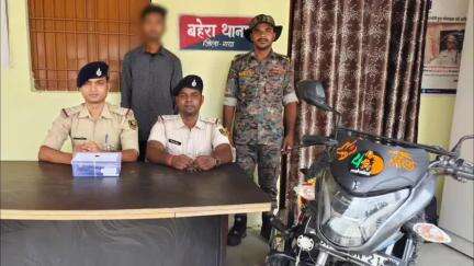 डोभी: बहेरा थाना गेट के सामने देसी कट्टे के साथ बाइक सवार गिरफ्तार, एंटी क्राइम वाहन जांच में मिली सफलता