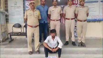 मनोहरथाना: जावर पुलिस ने 315 बोर के अवैध देसी कट्टे के साथ एक आरोपी को किया गिरफ्तार