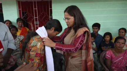 मांडर: झारखंड: दिहाड़ी मजदूर की बेटी बनी टॉपर, मंत्री शिल्पी नेहा तिर्की ने दी बधाई