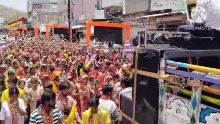 छबड़ा: छबड़ा में श्रीरामजानकी मंदिर में प्राण प्रतिष्ठा महोत्सव के उपलक्ष्य में निकाली गई भव्य कलश शोभायात्रा