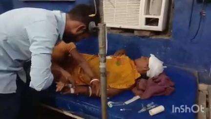 नवादा: सिंघौल गांव में मामूली विवाद के चलते एक महिला के साथ की गई मारपीट, उसे सदर अस्पताल में भर्ती कराया गया