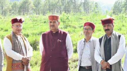 मोरी: कृषि मंत्री गणेश जोशी ने जरमोला राजकीय उद्यान का किया स्थलीय निरीक्षण