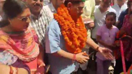 धर्मशाला: राजीव गांधी स्टार्टअप योजना के अंतर्गत ई-टैक्सी योजना युवाओं के लिए की गई शुरू, धर्मशाला में बोले उप मुख्य सचेतक