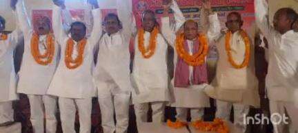 बलिया: नगर के टाउन हॉल बापू भवन में जिला विश्वकर्मा कार्यकर्ता सम्मेलन का आयोजन हुआ संपन्न