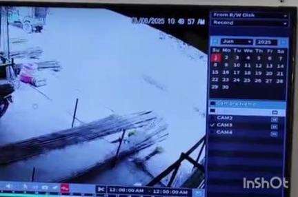 हरिद्वार: लक्सर राजमार्ग पर पथरी के धनपुरा चौक पर डंपर ने बाइक सवार को कुचला, घटना का CCTV हुआ वायरल, आरोपी ड्राइवर हिरासत में