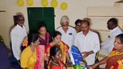 సంతనూతలపాడు: రేషన్ షాపుల ద్వారా సరుకులు పంపిణీ కార్యక్రమాన్ని ప్రారంభించిన సంతనూతలపాడు ఎమ్మెల్యే బి.ఎన్ విజయకుమార్