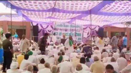 नूह: धीरदुका गांव में धरने पर बैठे 9 गांवों के किसानों ने जींद पहुंचकर श्रद्धांजलि सभा में लिया हिस्सा