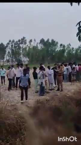 सफीपुर: पावा अतहा मार्ग के पखरौरा मोड के पास सड़क किनारे खंती में अधेड़ व्यक्ति का संदिग्ध परिस्थितियों में मिला शव