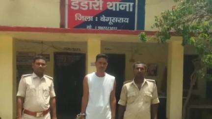 डंडारी: बलहा से चोरी की संपत्ति छिपाने के मामले में 1 वारंटी एवं कटरमाला से चोरी के मामले में 1 वारंटी गिरफ्तार