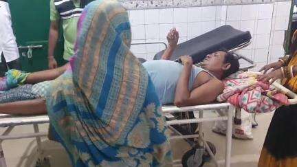 ଦେବଗଡ: କଦମଦରହ ଗ୍ରାମରେ ବାଇକ ଧକ୍କାରେ ଜଣେ ଗୁରୁତର