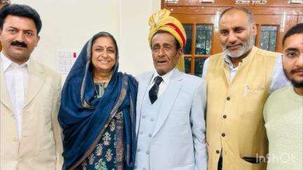 भटियात: पूर्व शिक्षा मंत्री आशा कुमारी ने ग्राम पंचायत मौडा में लोगों की जनसमस्याएं सुनीं