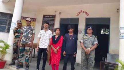दुलमी: दिल्ली से लापता किशोर को गोला पुलिस ने किया बरामद, सकुशल परिजनों को सौंपा