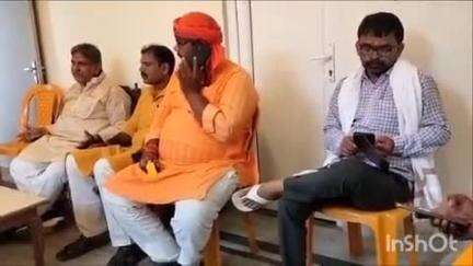 बिक्रमगंज: बिक्रमगंज में आयोजित प्रधानमंत्री के कार्यक्रम की सफलता पर कार्यकर्ताओं और मीडिया के लोगों को किया गया सम्मानित