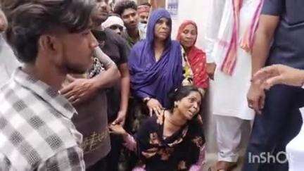 शुगर फैक्ट्री परिसर में अनवर खान का शव मिलने पर परिजनों ने हत्या का आरोप लगाया, देहात थाना घेरा व सांसद से मिले