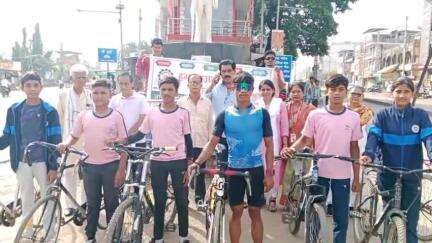 बालाघाट: गांधी चौक में नेशनल गेम्स के खिलाड़ियों के साथ हम फाउंडेशन का राष्ट्रगान सम्पन्न