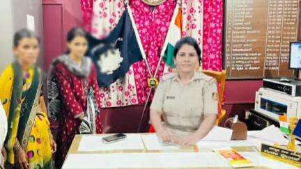 ಬಸವಕಲ್ಯಾಣ: ಯರಬಾಗ್ ಗ್ರಾಮದಿಂದ ಕಾಣೆಯಾಗಿದ್ದ 25 ವರ್ಷದ ವಿವಾಹಿತ ಮಹಿಳೆಯನ್ನು ಪತ್ತೆ‌ ಮಾಡಿ, ಪಾಲಕರಿಗೆ ಒಪ್ಪಿಸಿದ ಮುಡಬಿ ಠಾಣೆ ಪೊಲೀಸರ ತಂಡ