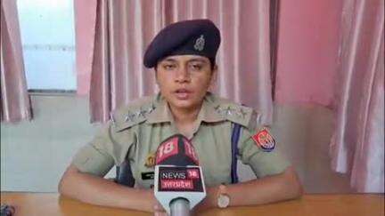कासगंज: लव ढाबा के समीप सड़क हादसे में घायल व्यक्ति की उपचार के दौरान मौत, बाइक चालकों के खिलाफ दर्ज की गई एफआईआर