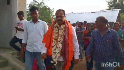ସୋରଡା: ସୋରଡ଼ା ନିର୍ବାଚନମଣ୍ଡଳୀର ବେଲଗୁଣ୍ଠା ବ୍ଲକ ମଙ୍ଗଳପୁର ଗ୍ରାମପଞ୍ଚାୟତ ଗ୍ରସ୍ତକରି ଲୋକଙ୍କ ସମସ୍ୟା ବୁଝିଛନ୍ତି ସୋରଡ଼ା ବିଧାୟକ ନୀଳମଣୀ ବିଶୋଇ