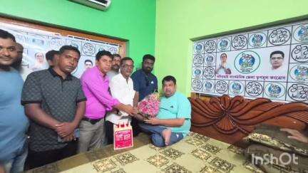 বাদুড়িয়া: বসিরহাট তৃণমূলের নবনিযুক্ত সভাপতিকে সংবর্ধনা যদুরহাটিতে