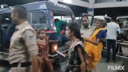 मुरैना: करह धाम आश्रम के पास ट्रैक्टर टोली पलटी, एक दर्जन से अधिक घायल, दो की मौत, तीन रेफर